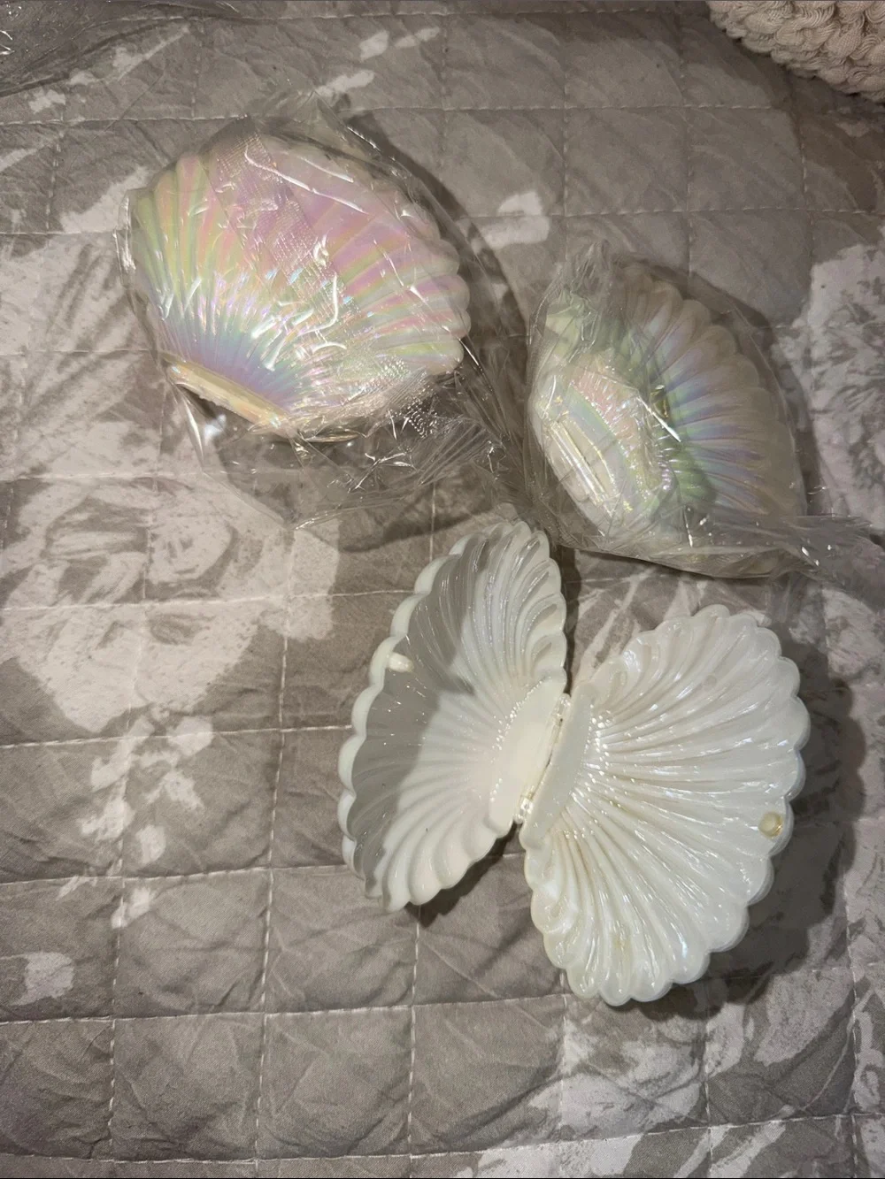 BACHELORETTE Coastal Light Blue Party Cup Set with Straws, seashells  and Totes